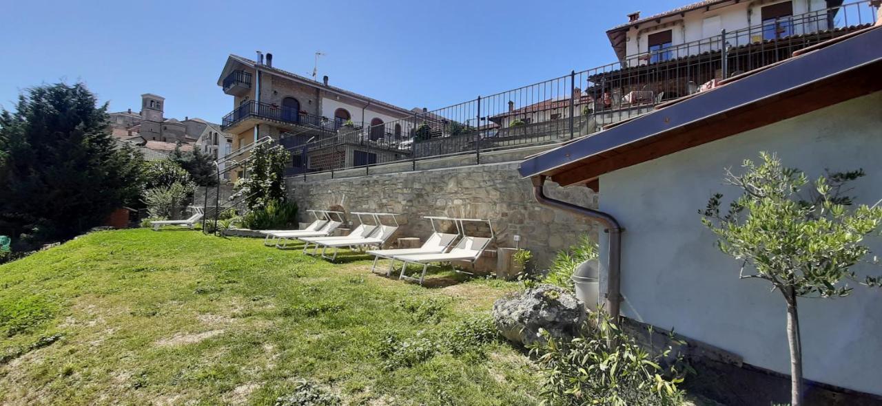 Ristorante Albergo Da Maurizio Cravanzana Exterior photo